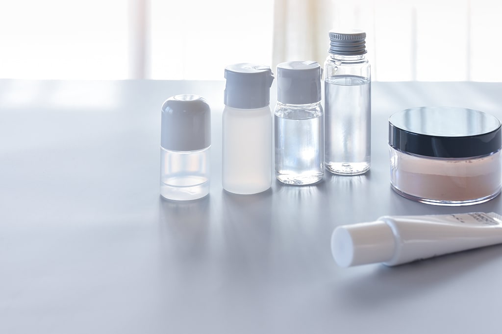 美肌を作るスキンケア方法 透明感 乾燥肌 毛穴はスキンケアで改善しよう マイクロニードルのクオニス公式