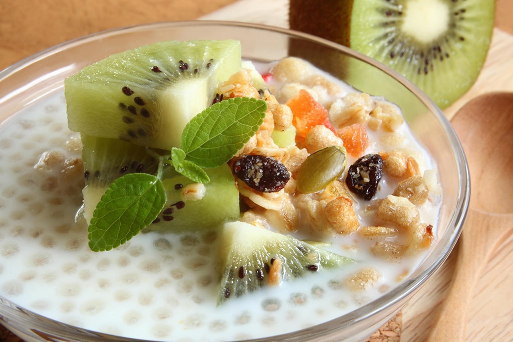 美肌を目指すならビタミンb群 ビタミンb群の働きと効果的な食べ物 マイクロニードルのクオニス公式