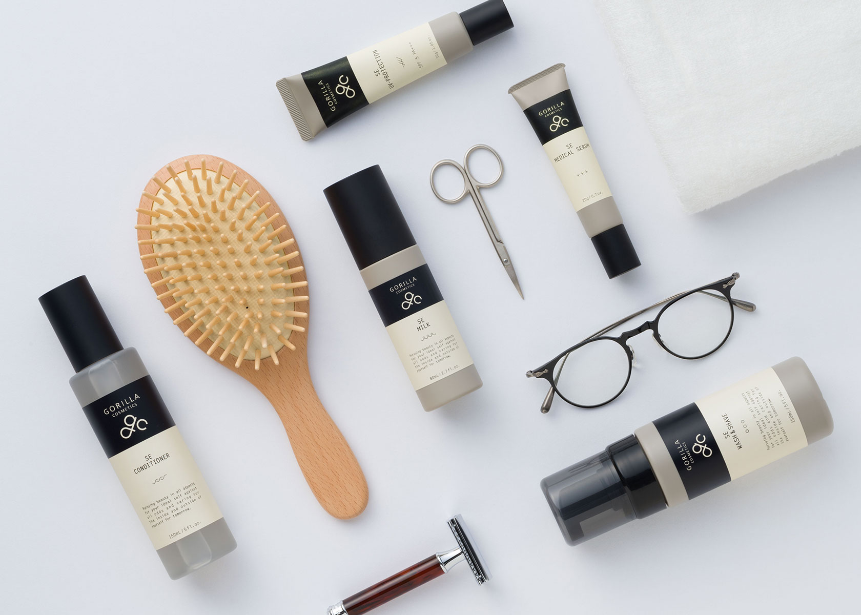 BARNEYS NEWYORKにてGORILLA COSMETICS製品の取り扱い開始