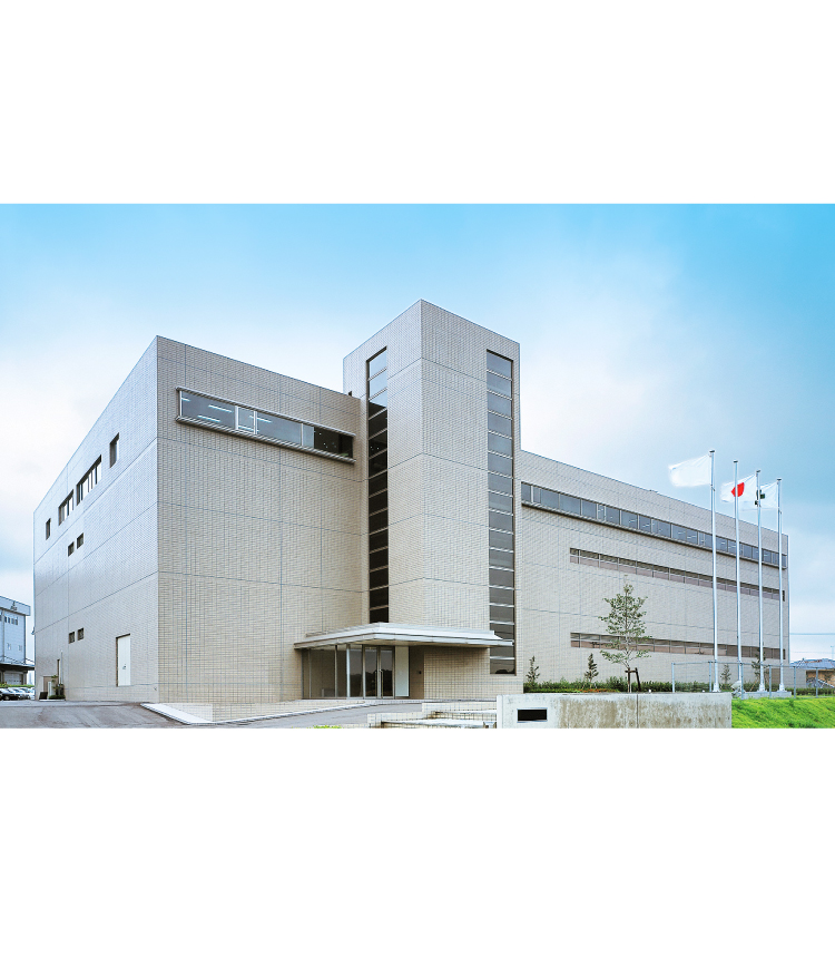 AMBiQUE(アンビーク)オールインワンEAA 高品質の国内製造